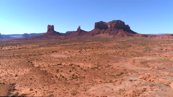 Awesomeness of the Crimson Mesas and Sandstone Towers