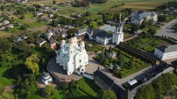 Aerial Shot Village Zymne. Svyatogorsky Assumption Zymna Stauropean Monastery Ukraine