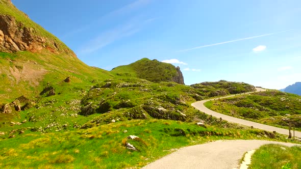 Dangerous Road to the Mountains