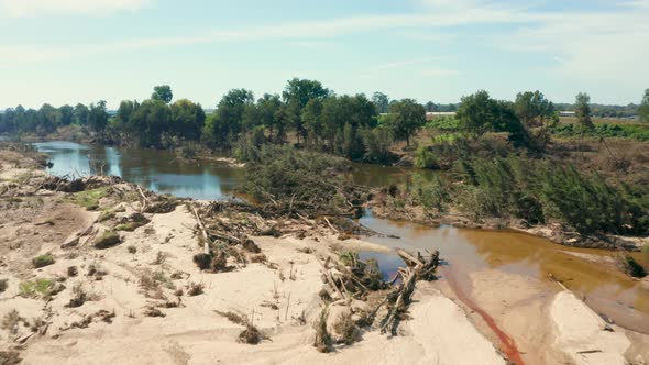 Drone aerial footage of the Hawkesbury River in Yarramundi Reserve in regional Australia