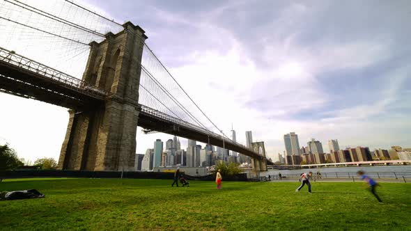 New York, Brooklyn Bridge & Family