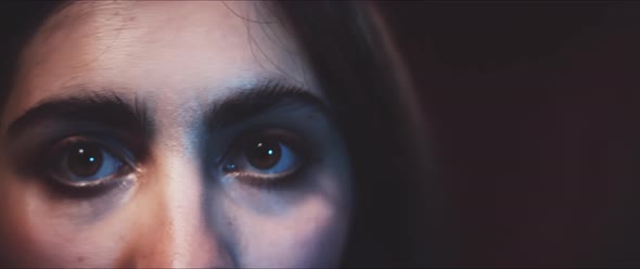 Close up of womans eyes