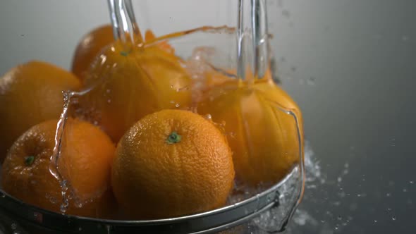 Washing orange, Slow Motion