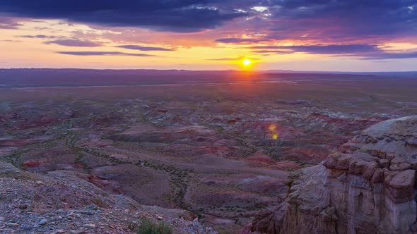 Canyons Tsagaan Suvarga at Sunrise Mongolia