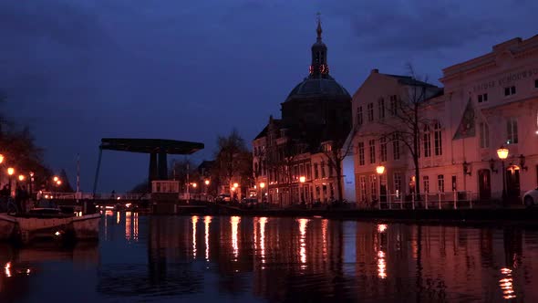 Time-lapse day to night in Leiden with moving bridge and lights in the river  15/10/2020