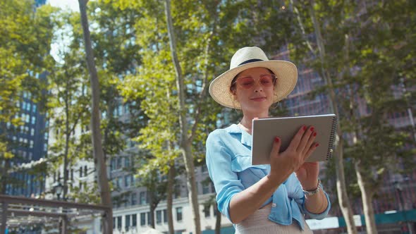 Attractive woman in New York City