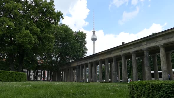 Berlin City - Museum Island - TV Tower alt