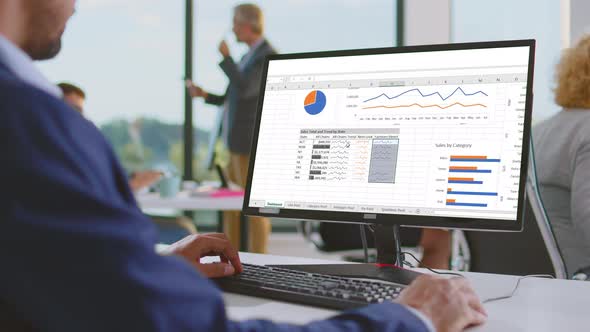 Man preparing data for presentation