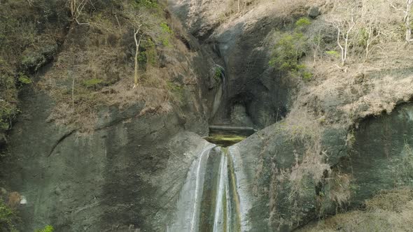 Waterfall Mountains