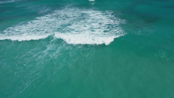 Amazing Caribbean Waves 06