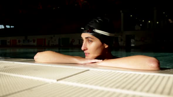 Woman swimmer in the pool