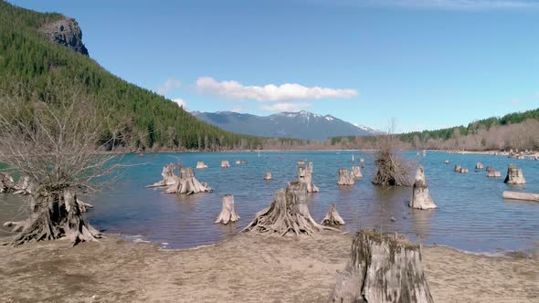 Seattle Outdoors Hiking Destination Rattlesnake Lake With Ridge In Background