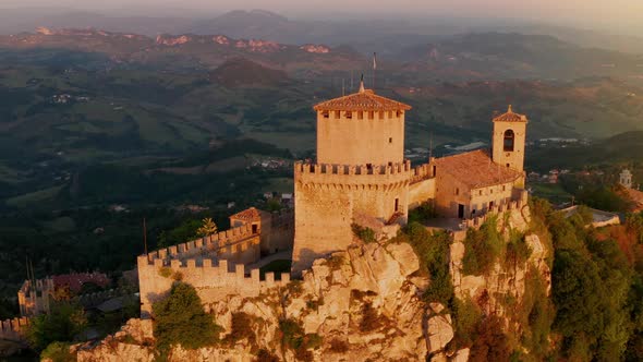 Flying over the amazing hilltop fortresses on Monte Titano in San Marino.