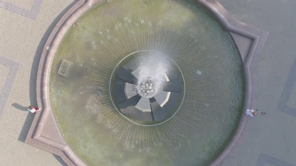 Aerial view of a fountain