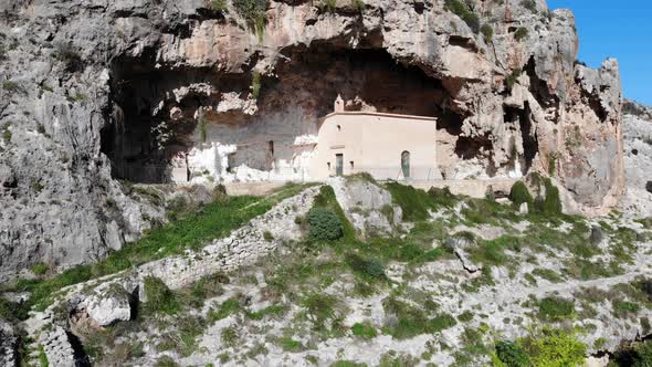 Malta Country Church in a Cave