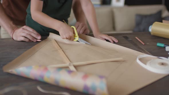 Cutting Craft Paper For Handmade Kite