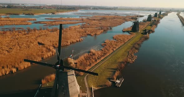 Kinderdijk Aerial 4K