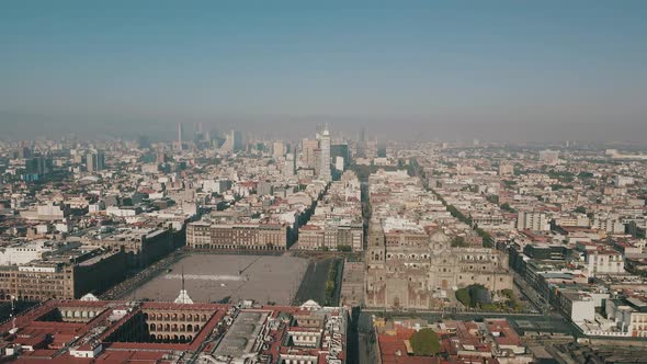 Impressive flight over Mexico city download