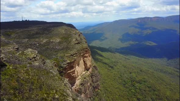 Blue Mountains Nationalpark -- SydneyIf there is good weather you can see around 300 km far. You ca