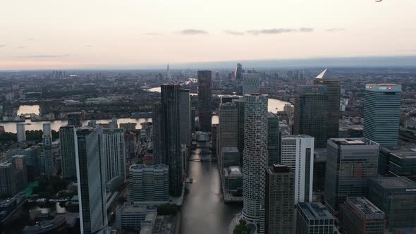 Ascending Footage of Modern Skyscrapers in Canary Wharf Business District