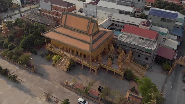 Golden Temple named Wat Kean Kleang, in Phnom Penh, Cambodia. 
