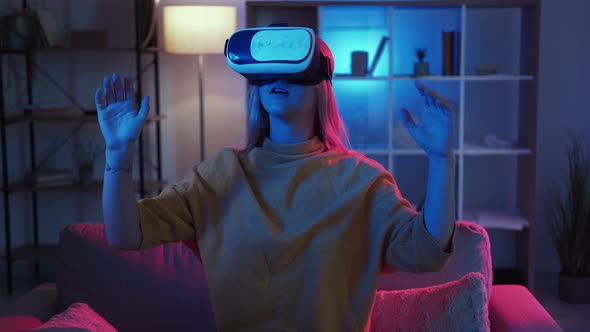 Female Gamer Virtual Reality New Experience Amazed