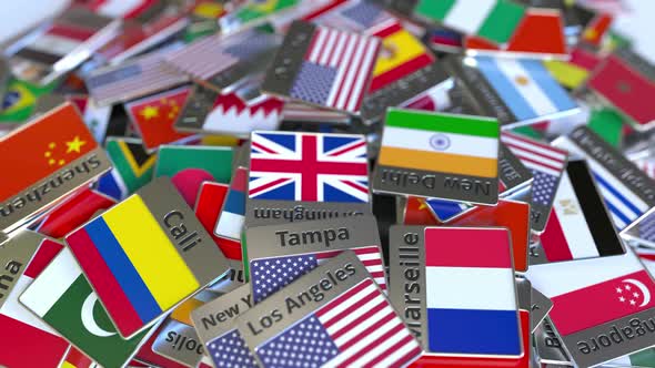 Souvenir Magnet with Dallas Text and National Flag alt