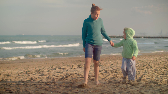 Children By the Sea