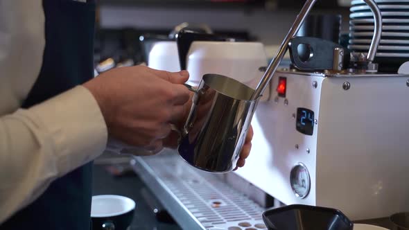 Barista Steam Hot Milk on Coffee Machine Spbas