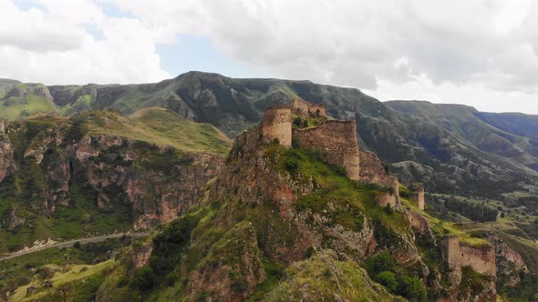 Tmogi Fortress (Rising View)