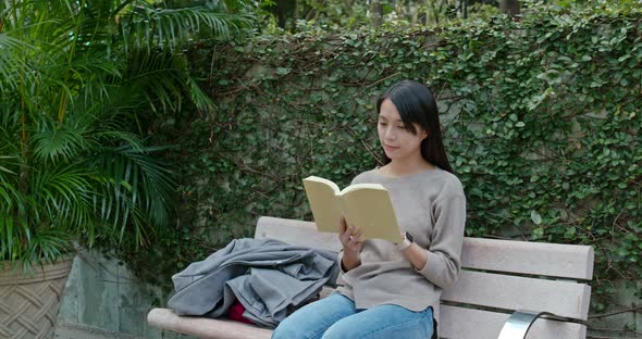 Woman read on the book