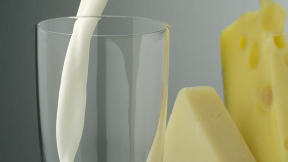 Pouring milk into glass, Slow Motion