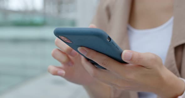 Close up of woman use of cellphone