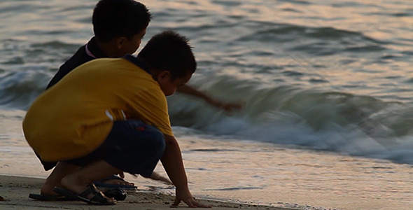 Boys at Sunset Beach II - HD