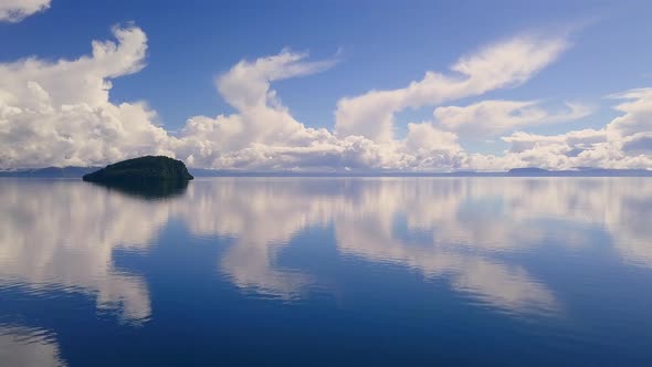 Beautiful lake in New Zealand