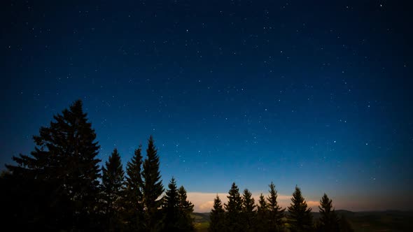 Stars Movement Time Lapse in Carpatian Mountains, Zeitraffer Technic