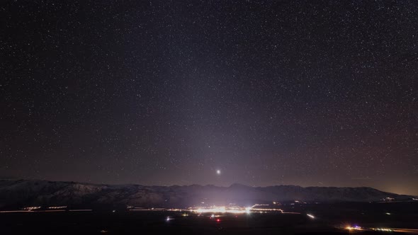 Beautiful Time Lapse Of The Night Sky.