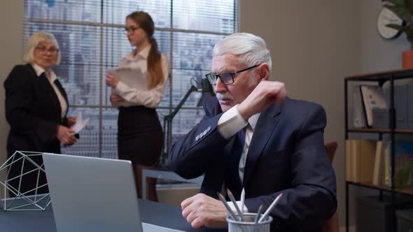 Senior Old Business Man Shout with Aggressive Emotion After Unsuccessful Online Deal with Client