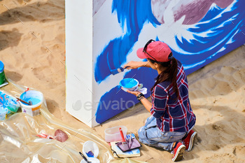 0011 m9 SeaInside1 people DSC 4271 R