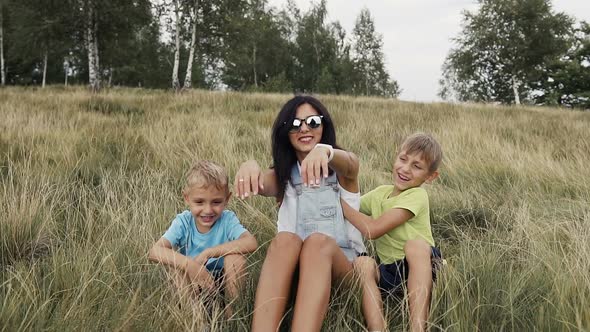 Children Play with my Mom in the Mountains a Fun Family