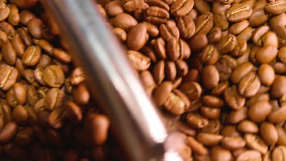 Roasting Machine Drum Spin Around and Move Coffee Beans for Perfect Roast