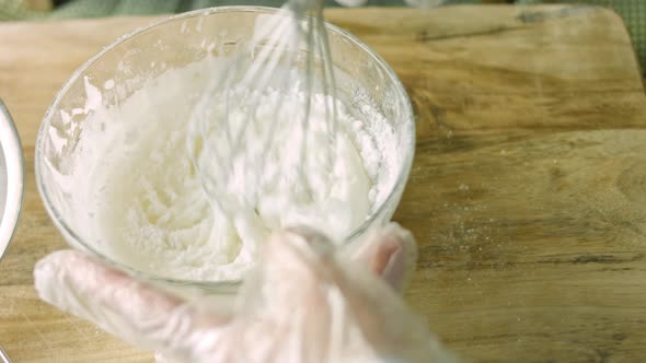 Mix the Ingredients for the Cream