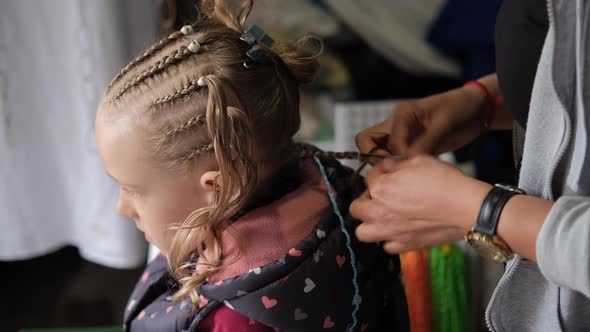 Female Braiding African Braids for Little Girl