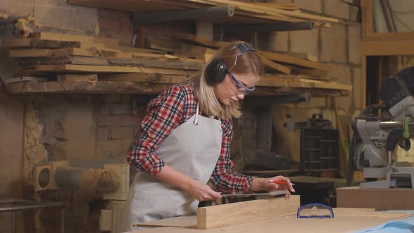 Portrait of Professional Handicraft Maker