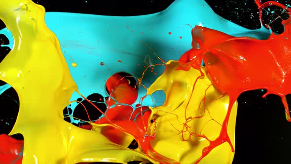 Super Slow Motion of Splashing Colors at 1000 Fps.