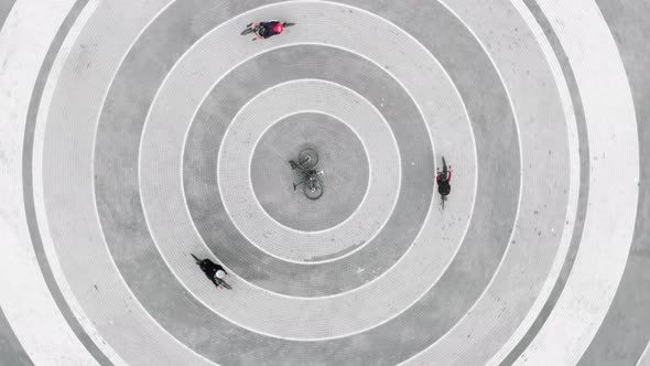 Cycling in circles top view