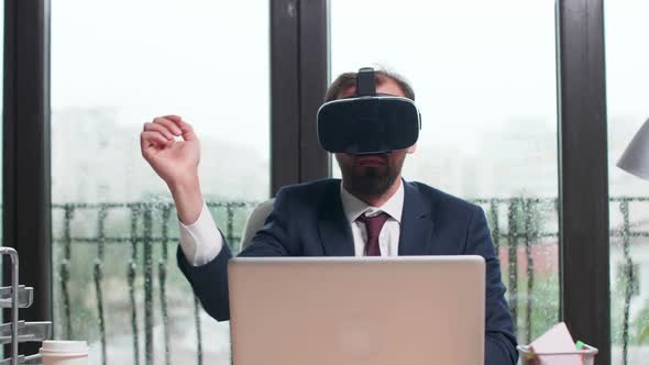 Using Virtual Reality To Study Business Trends