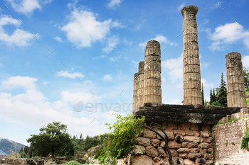lphi Oracle, Greece, ancient greek columns against blue sky