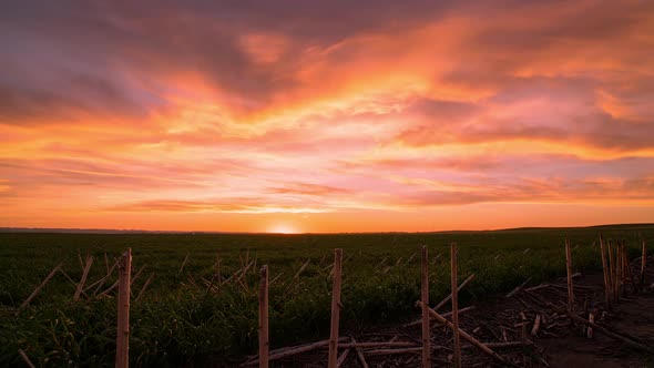 Colorful sunset timelapse looking over the plains in South Dakota