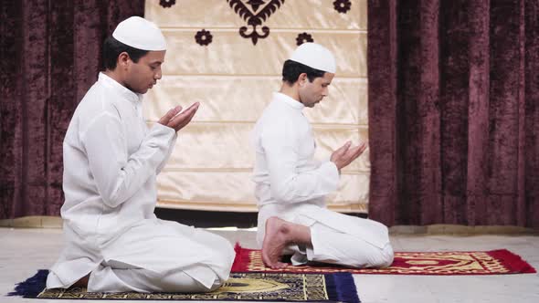 Muslim praying